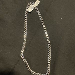 22in men’s sterling silver chain *Retail $1,000*